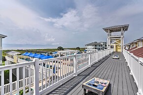 Walk to Beach: Galveston Home w/ Resort Perks!
