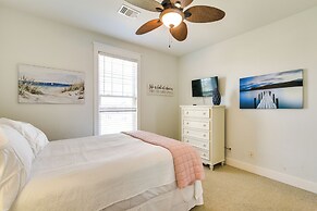 Walk to Beach: Galveston Home w/ Resort Perks!