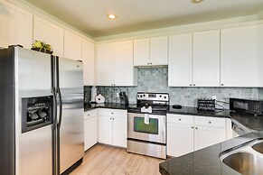 Walk to Beach: Galveston Home w/ Resort Perks!