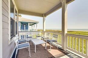 Walk to Beach: Galveston Home w/ Resort Perks!