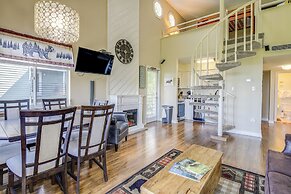 2 Mi to Ober Mountain: Gatlinburg Condo w/ Balcony