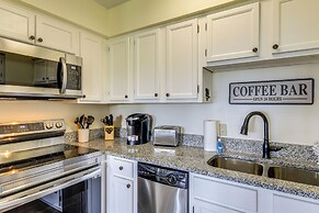 2 Mi to Ober Mountain: Gatlinburg Condo w/ Balcony