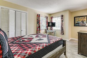 2 Mi to Ober Mountain: Gatlinburg Condo w/ Balcony