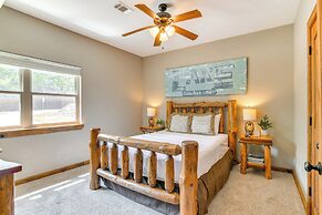 Table Rock Lake Home w/ Boat Slip, Near 76 Strip!