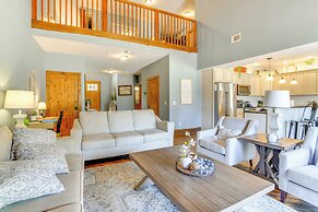 Table Rock Lake Home w/ Boat Slip, Near 76 Strip!