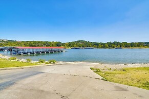 Table Rock Lake Home w/ Boat Slip, Near 76 Strip!