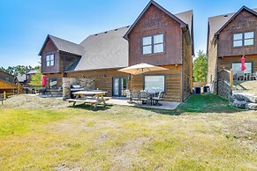 Table Rock Lake Home w/ Boat Slip, Near 76 Strip!