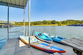 Table Rock Lake Home w/ Boat Slip, Near 76 Strip!