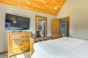 Table Rock Lake Home w/ Boat Slip, Near 76 Strip!