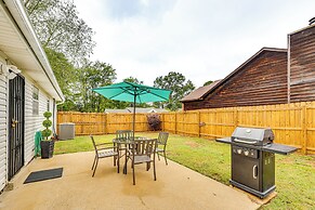 Mabelvale Home w/ Grill: 12 Mi to Little Rock!