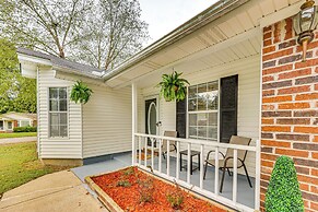 Mabelvale Home w/ Grill: 12 Mi to Little Rock!