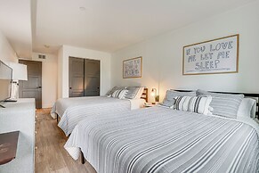 Patio & Dillon Reservoir Views: Chic Frisco Condo!