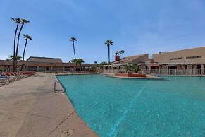 Sun Lakes Home: Fire Pit, Patio, Grill!