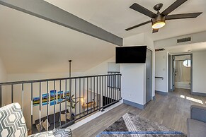 Sun Lakes Home: Fire Pit, Patio, Grill!