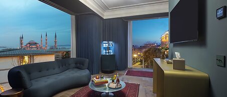 Komana Hotel Binbirdirek