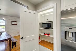 Walk to Radford University: Home w/ Fire Pit!