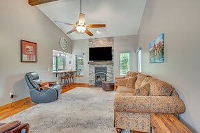 Near Dtwn Eureka Springs: Holiday Island Home!