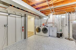 Wooster Family Home w/ Yard & Fire Pit!