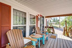 Cotopaxi Getaway w/ Deck: 17 Mi to Royal Gorge