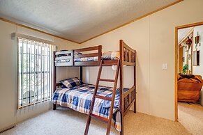 Cotopaxi Getaway w/ Deck: 17 Mi to Royal Gorge