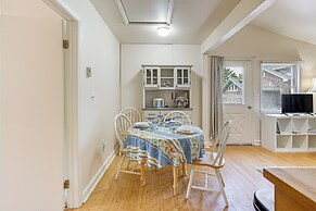 Rockport Retreat: 1 Mi to Halibut Point State Park