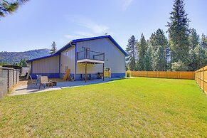 Idaho Retreat w/ Fire Pit - 2 Mi to Mcarthur Lake