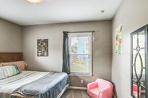 1 Mi to Valley Junction: Pet-friendly Iowa Home