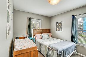 1 Mi to Valley Junction: Pet-friendly Iowa Home