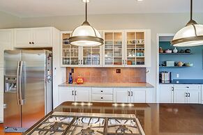 Home w/ Fire Pit, Near Downtown Hudson + Skiing!