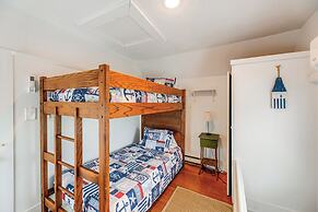 2 Mi to Downtown: Tranquil Abode in Chincoteague!