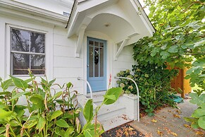 2 Mi to Downtown: Tranquil Abode in Chincoteague!