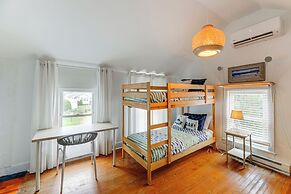 2 Mi to Downtown: Tranquil Abode in Chincoteague!