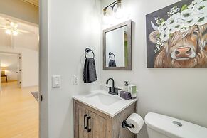 Home w/ Trail Access & Fire Pit in Bella Vista!