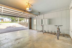 Home w/ Trail Access & Fire Pit in Bella Vista!