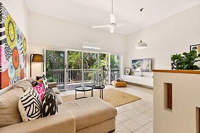 Melaleuca Hideaway - Beach Pool Free Parking
