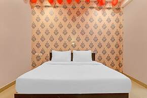 Goroomgo Aditya Grand Lucknow