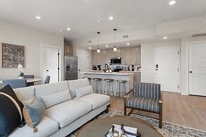 Life Is Good 2 Bedroom Condo