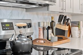 Life Is Good 2 Bedroom Condo