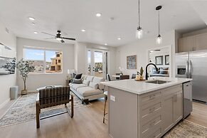 Life Is Good 2 Bedroom Condo