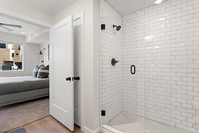 Life Is Good 2 Bedroom Condo