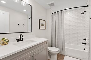 Life Is Good 2 Bedroom Condo