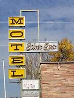 Silver Spur Motel