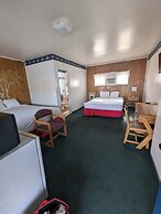 Silver Spur Motel