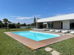 Stima Home With Ac And Pool In Padova