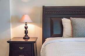 Marenaz Oceanfront Resort