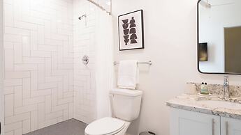 Landing at Landing-Midtown Apartments