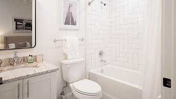 Landing at Landing-Midtown Apartments