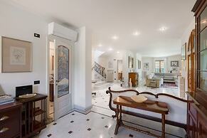 Villa Le Fontanelle In Forte Dei Marmi