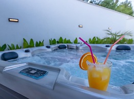 Lorena Stylish Sea View Villa