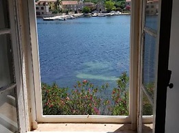 Seaside Holiday Home Andrija